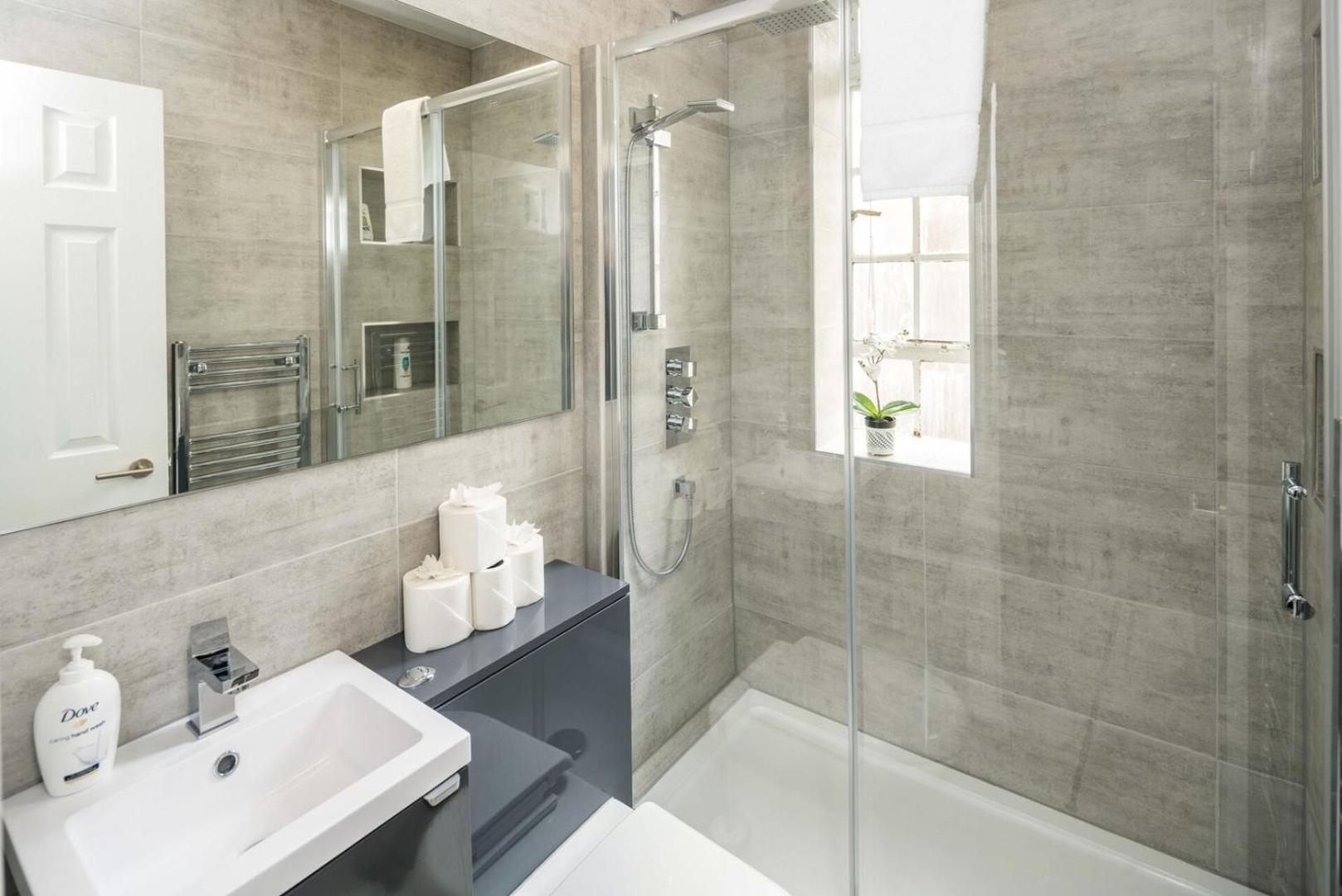 New Sleek & Modern Studio In The Heart Of Chelsea London Eksteriør bilde
